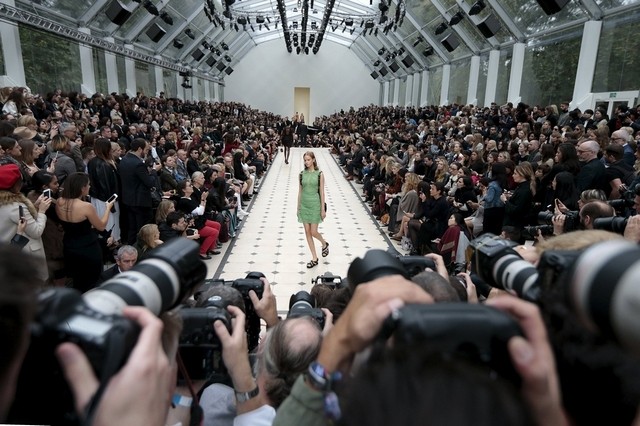 Burberry becomes first to give a runway prequel show on Snapchat