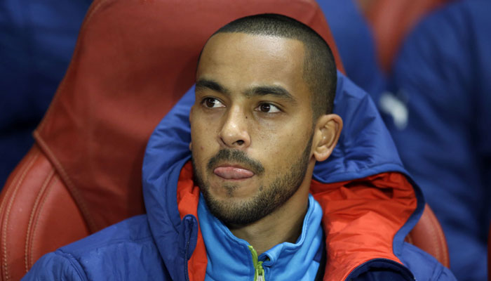 Rio Ferdinand slams Arsene Wenger for not starting with Theo Walcott