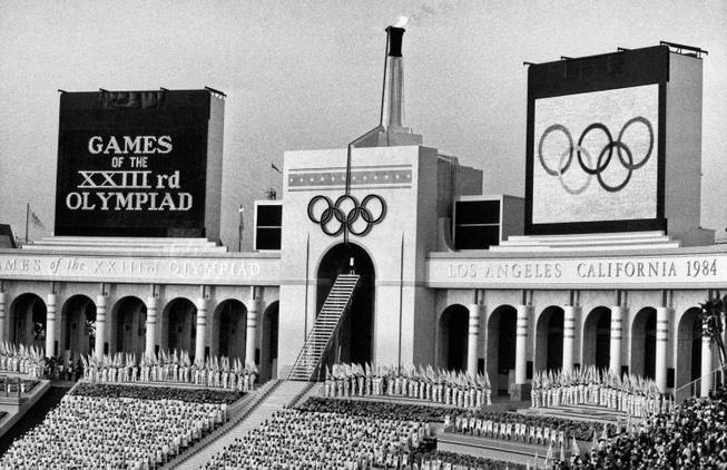 Los Angeles vote clears way for mayor to seek Olympic deal