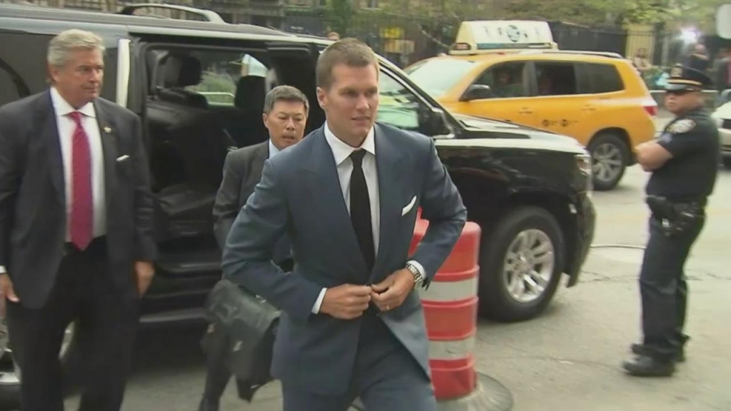 Raw video Tom Brady arrives for hearing