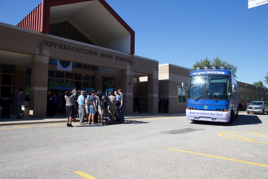 Bus in front of Jeffersontown High School