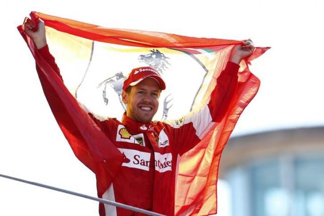 Vettel claims victory in Singapore Grand Prix