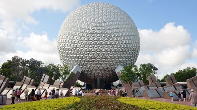 Florida Man's Dopey Meth Lab Joke Gets Him Banned From Disney Parks