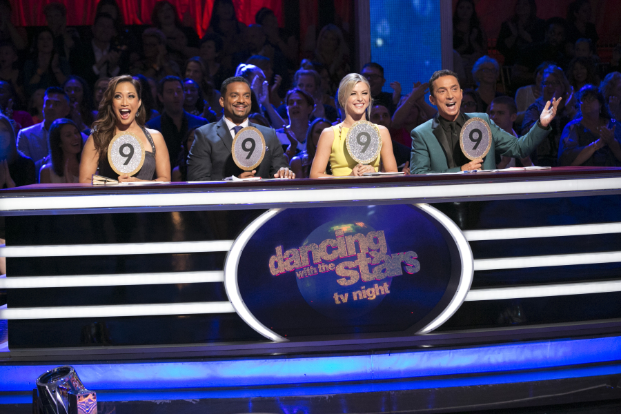 CARRIE ANN INABA ALFONSO RIBEIRO JULIANNE HOUGH BRUNO TONIOLI