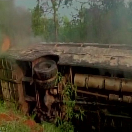 Andhra Pradesh 13 killed 10 injured in truck-bus collision