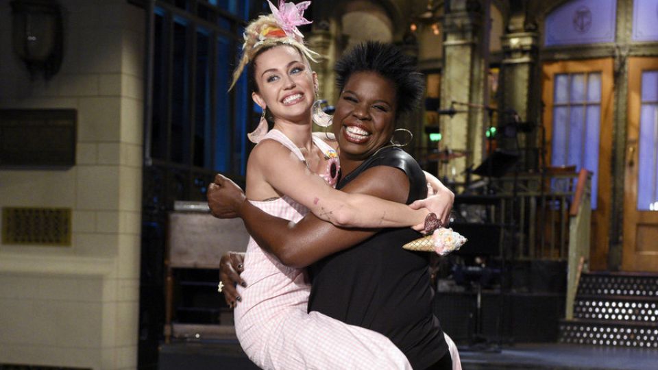 C+      Miley Cyrus Leslie Jones 
 
  Miley Cyrus Leslie Jones