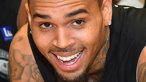 Chris Brown is preparing to engage immigration authorities over entering New Zealand