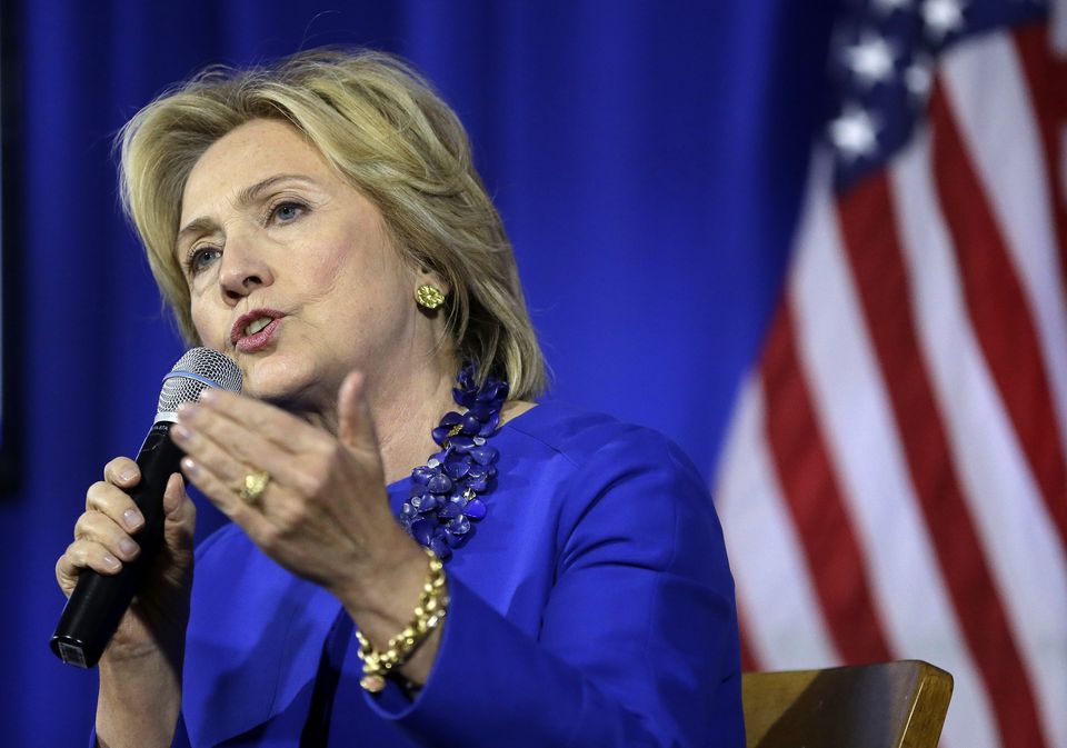 Clinton backs potential no-fly zone in Syria