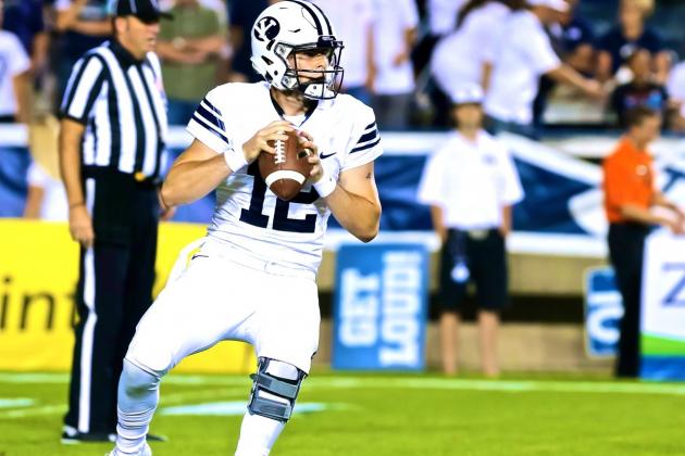 FTB - Mangum's 365 pass yards lead BYU to 30-13 win over UConn