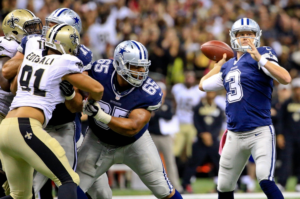 Oct 4 2015 New Orleans LA USA Dallas Cowboys quarterback Brandon Weeden throws the ball against the New Orleans Saints during the fourth quarter at the Mercedes Benz Superdome. The Saints won 26-20 in overtime. Mandatory Credit Derick E. Hingle