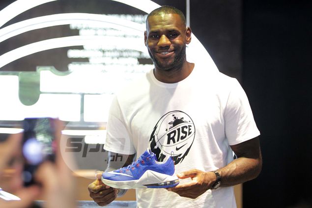 Playing against Le Bron James? Don't make mistake of wearing his signature kicks