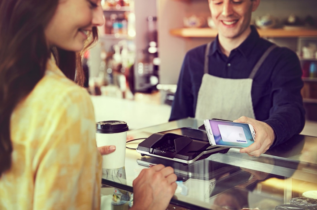 EVO Strengthens Commitment to Worldwide Mobile Payments with Support for Apple