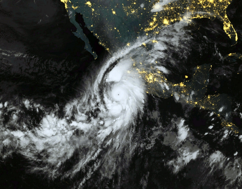 MEXICO-WEATHER-HURRICANE-PATRICIA