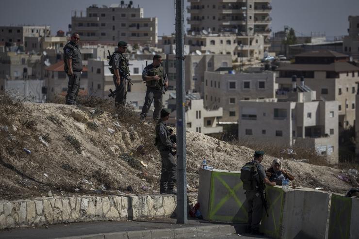 4 Palestinians killed by Israeli fire in unrest, stabbing