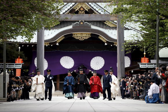 Japanese PM sends ritual offering to Yasukuni Shrine