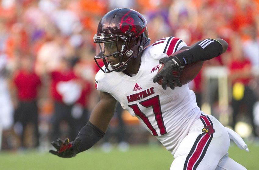 Louisville WR James Quick makes crazy one-handed grab