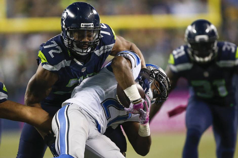 'Pay him!' Michael Bennett calls out Seahawks owner during postgame interview