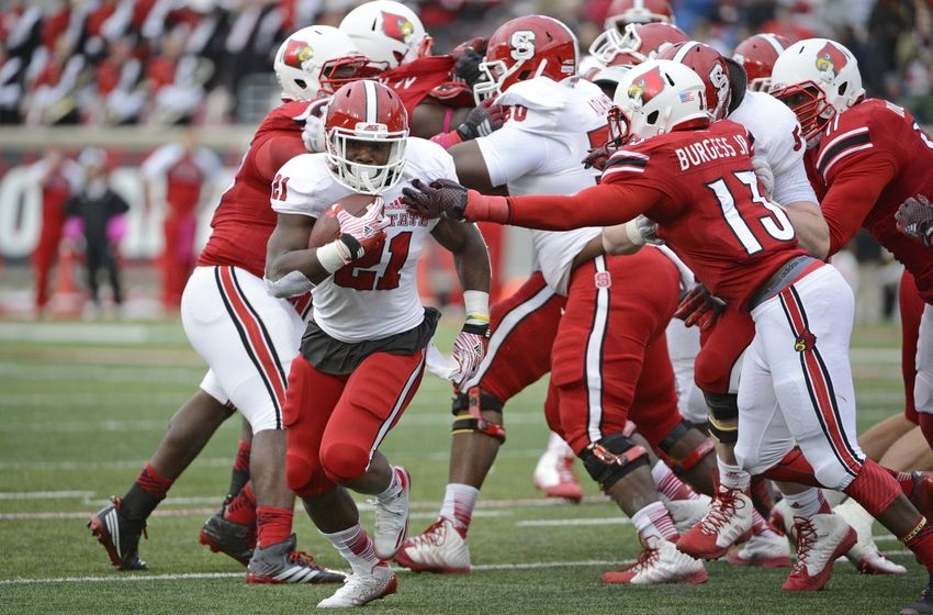 Louisville WR James Quick makes crazy one-handed grab