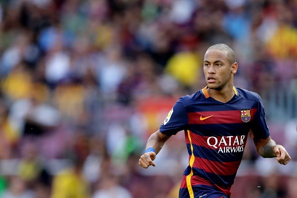 Neymar in his new clean shaven look