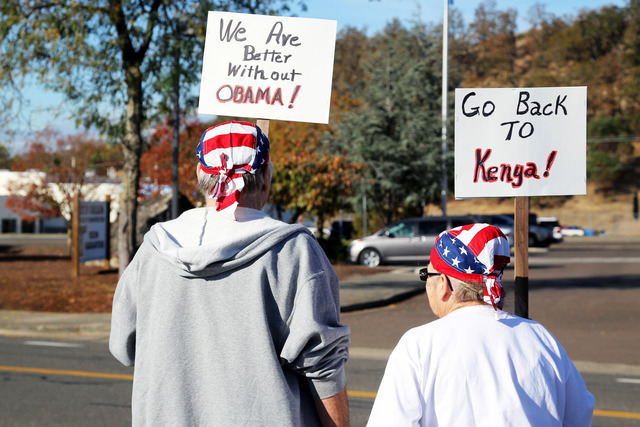 Obama heads to Roseburg, a community divided over his visit