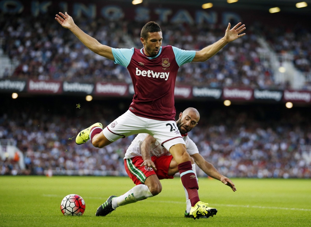 West Ham outcast Morgan Amalfitano leaves Upton Park after bust-up with boss