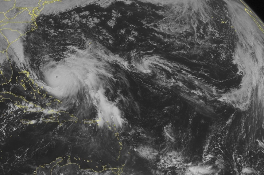 The Latest: Hurricane Joaquin menacing Bermuda