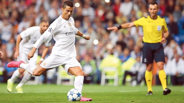 Ronaldo scores hat-trick