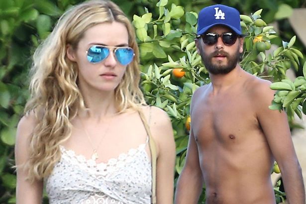 'Separated' Scott Disick takes new '18-yr-old' gal-pal on trip