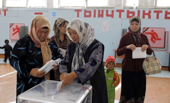 Social Democrats Leading In Intently Watched Kyrgyz Vote