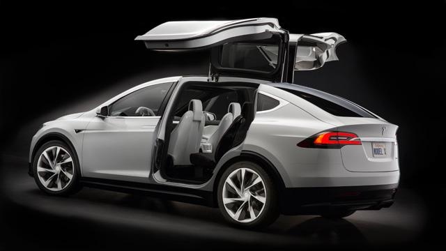 Tesla Model X gull wing doors