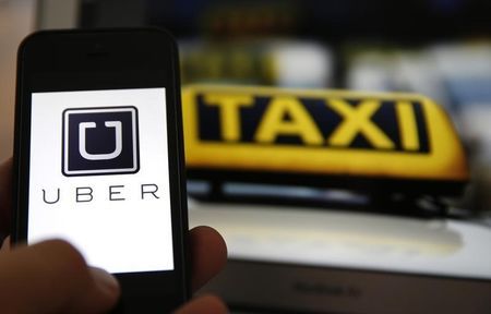 US-BRITAIN-TRANSPORTATION-UBER:London proposes tougher rules for app-based taxi firms like Uber