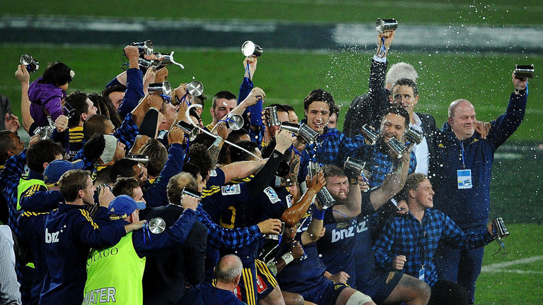 The Highlanders team celebrate following the Super Rugby final