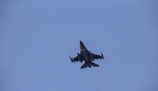 Turkey says intercepted Russian jet violating its air space