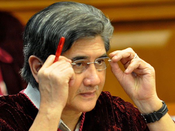 UNA formally picks Honasan as Binay's running mate