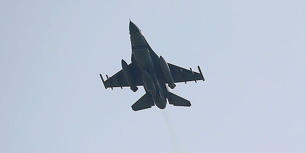 Turkey says its jets again harassed at border with Syria