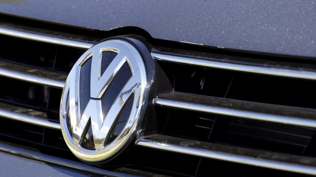 Germany mandates recall of VW cars with deceptive software