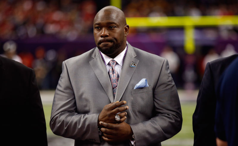 Reports Warren Sapp Pleads Guilty In Domestic Violence Case