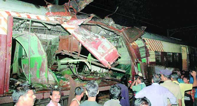 7/11 train bombings ATS chargesheet details role of accused