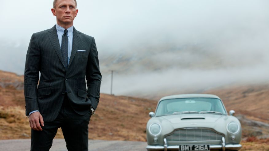 Daniel Craig Aston Martin DB5 Skyfall James Bond 007