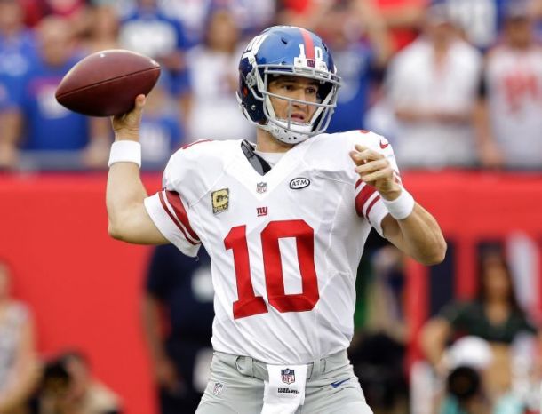 Manning throws 2 TDs Giants hold off Buccaneers