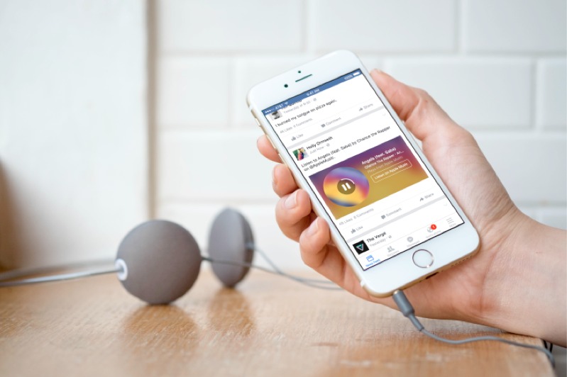 Facebook’s new Music Share feature supports embedding of Apple Music and Spotify previews