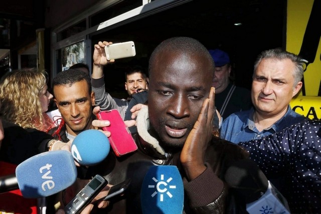 35 African migrants win big in Spain’s Christmas lottery