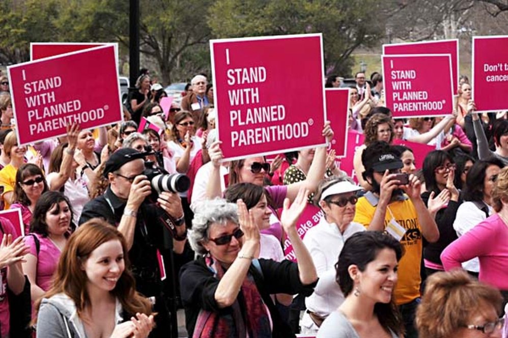 Planned-Parenthood-Supporters-998x664