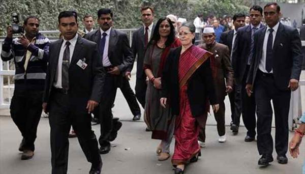 Sonia's response to Modi's message to Opposition `Let him say what he wants