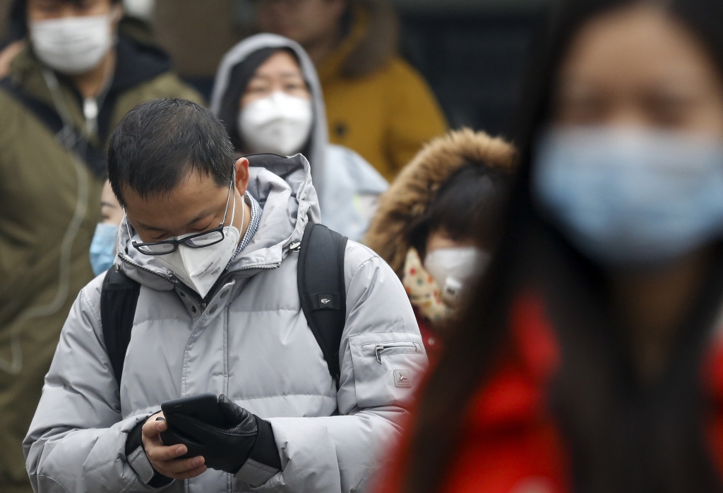 China Pollution: Beijing Issues Its First Ever 'Red Alert' As Thick Smog