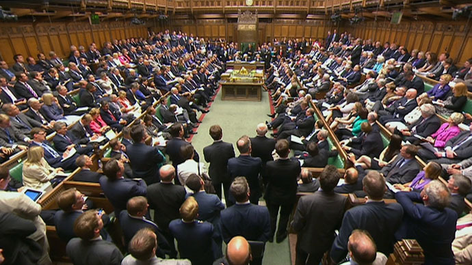 Britain paliament votes on bomb raids on IS in Syria