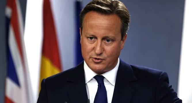 Cameron to order air strikes on ISIS leadership in Syria