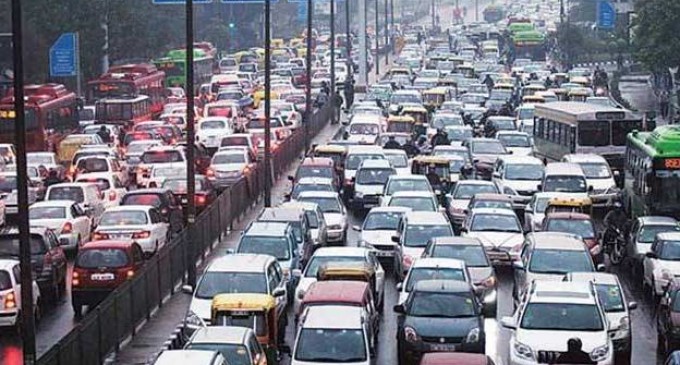 Delhi to Restrict Vehicles on Roads to Beat Pollution