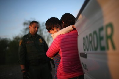 US formally announces recent deportation figures