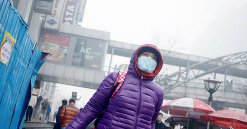 Air pollution in Beijing hits hazardous levels